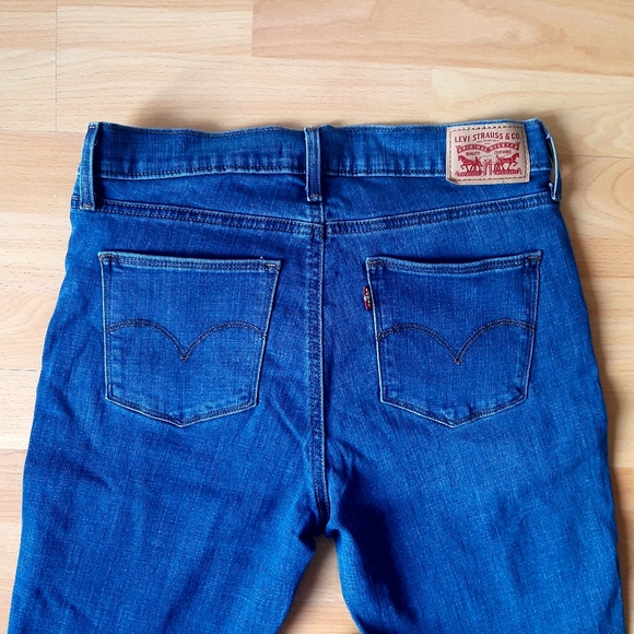 Levi's Wide Flare Jeans - Picture 4 of 4